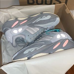 Yeezy Inertia 700